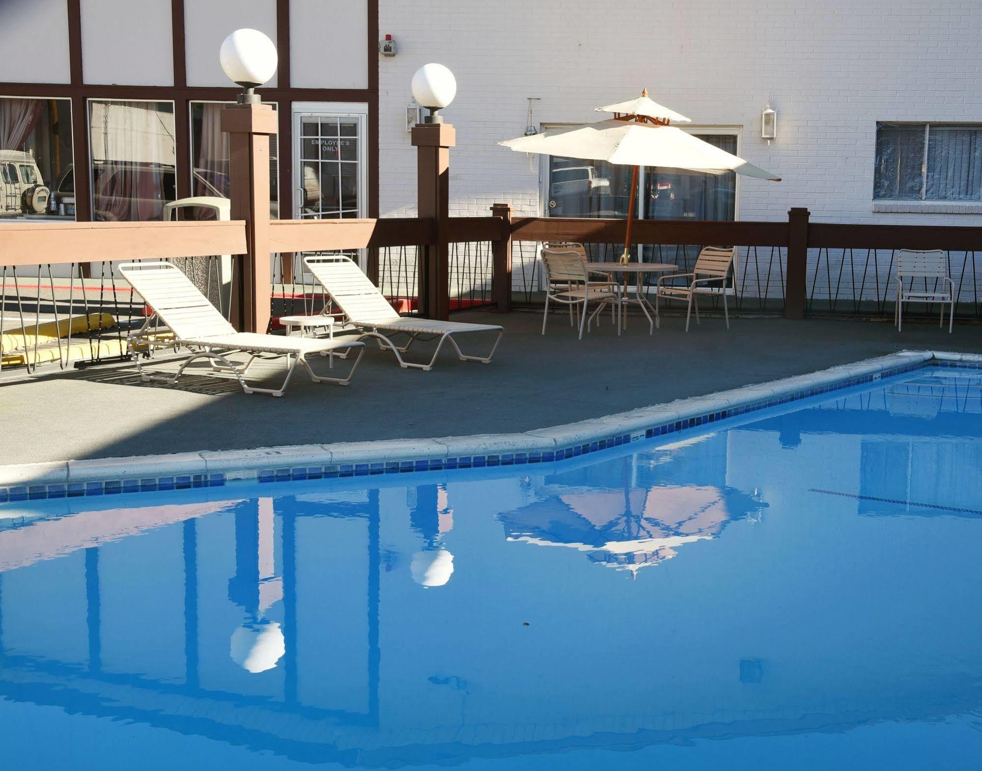 Thunderbird Motel Элко Экстерьер фото